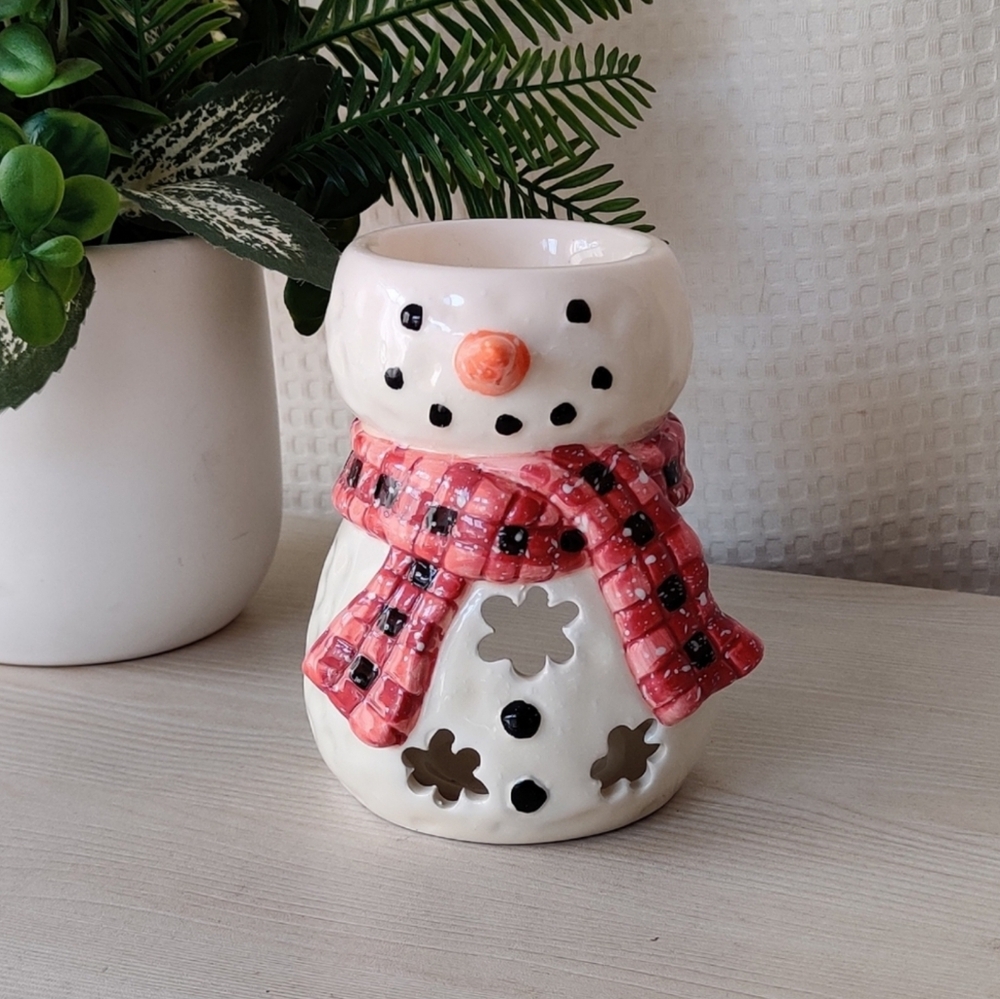 Bella Casa by Ganz Ceramic Snowman Tea Light Wax Candle Holder 5"
